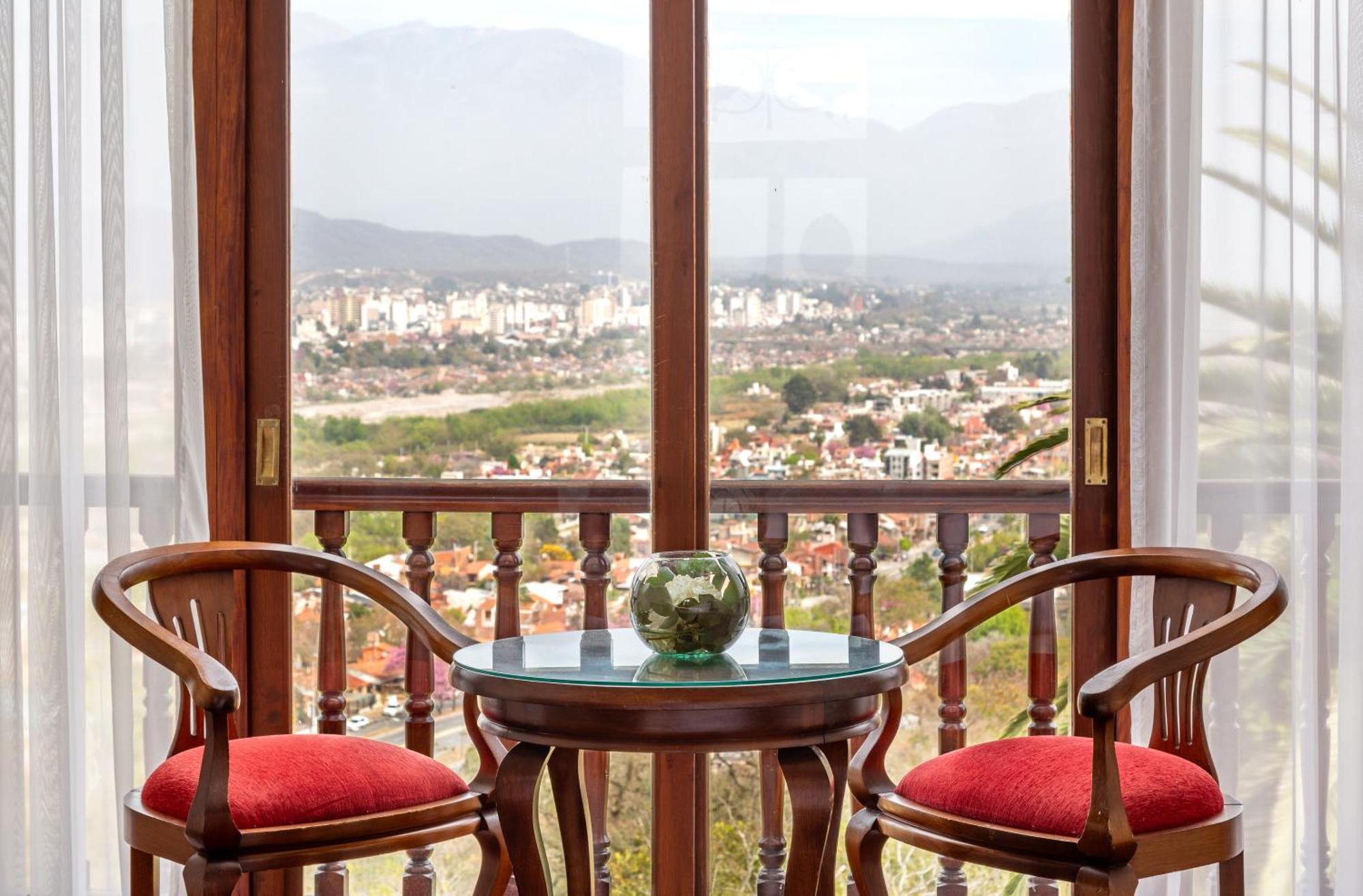 Altos De La Vina, Wine Hotel & Spa Сан-Сальвадор-де-Жужуй Экстерьер фото
